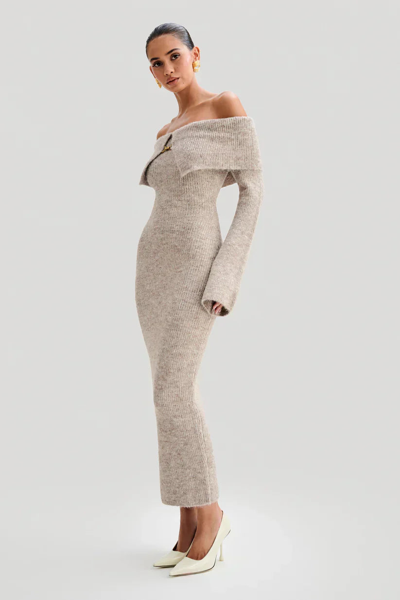 Vera™ | VESTIDO MIDI HOMBROS DESCUBIERTOS DE PUNTO ESPONJOSO