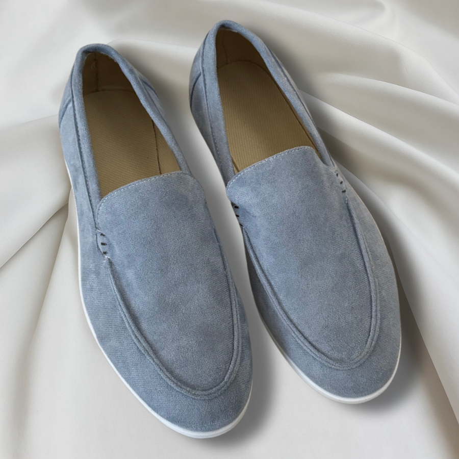 Elegantes mocasines de ante.